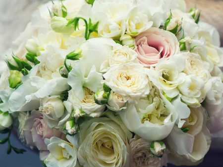 Bouquet of Delicate Roses Online Sale